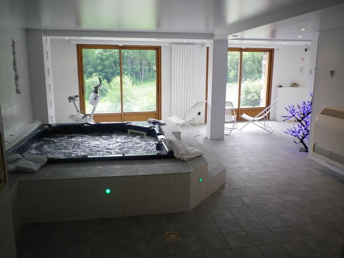 Chalet Beausoleil 4 Etoiles - Prestige - Au Pied Du Col De La Croix De Fer Saint Sorlin d'Arves Eksteriør billede